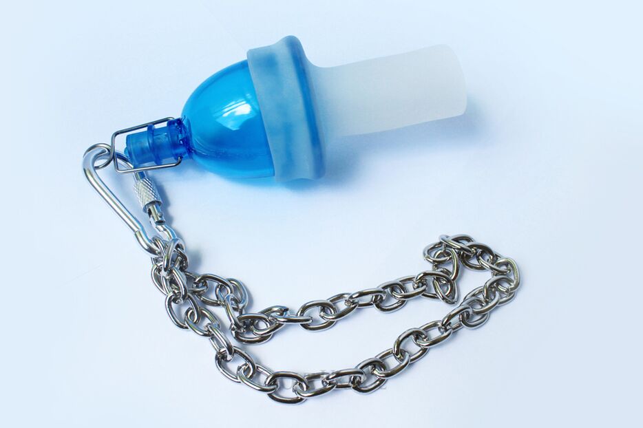 Handles to raise a member